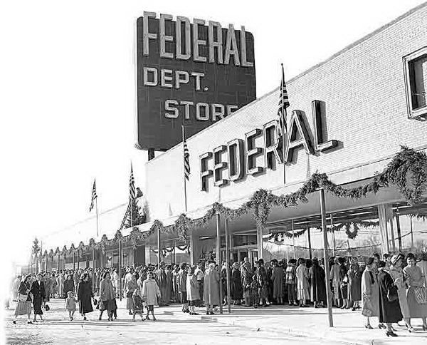 Federals (Federal Department Store) - Old Photo (newer photo)